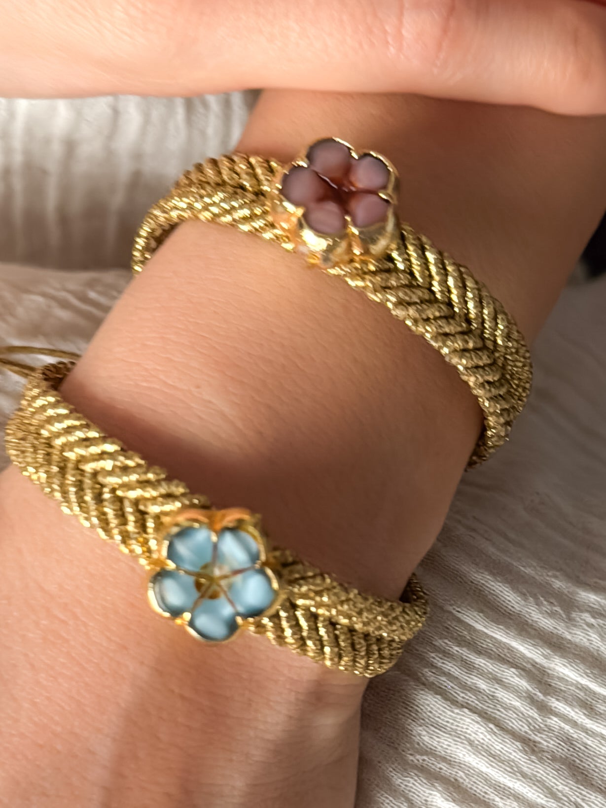 Golden Bloom Macrame Bracelet - Dainty Edition
