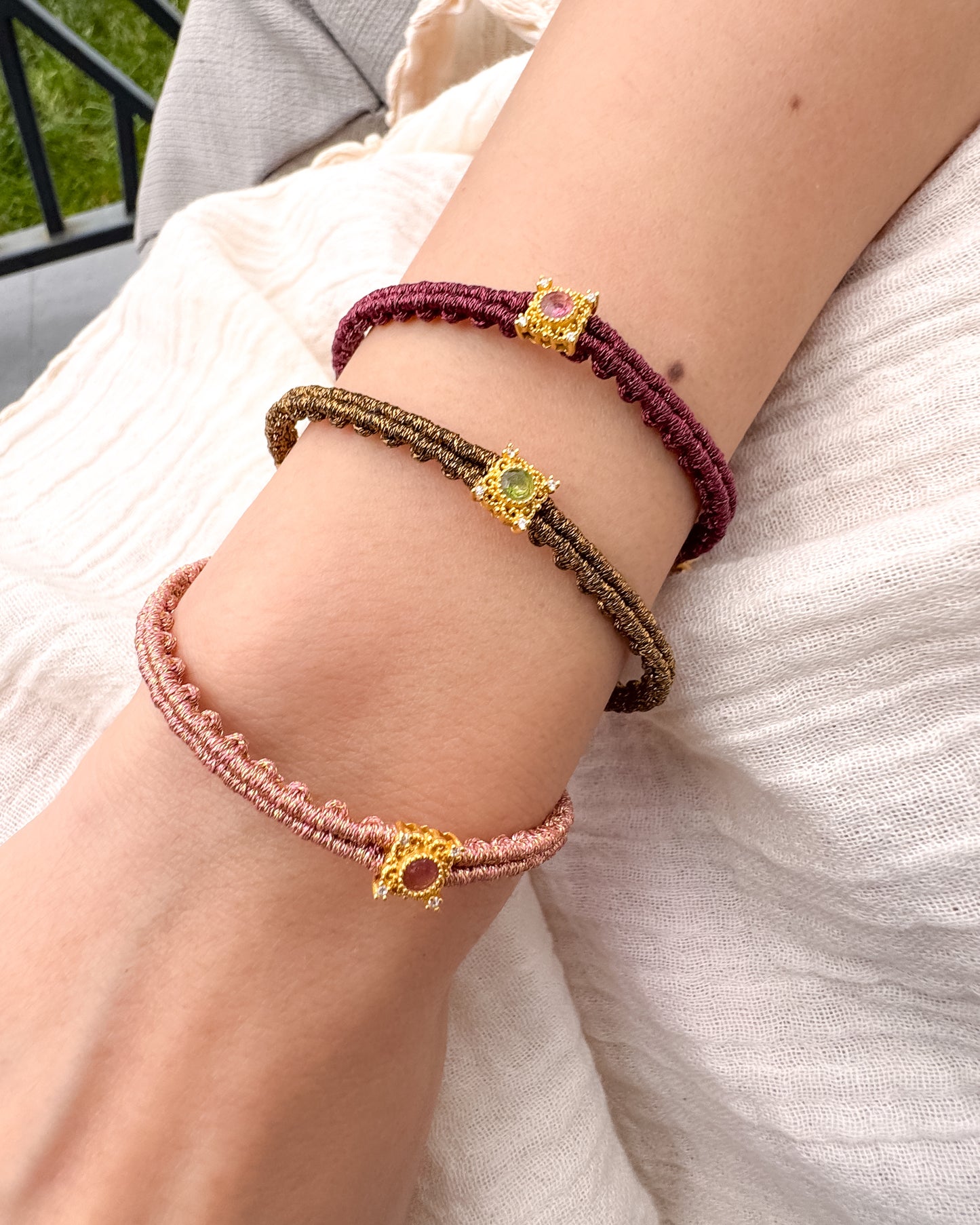 Natural Light Macrame Bracelet - Silver & Natural Stone